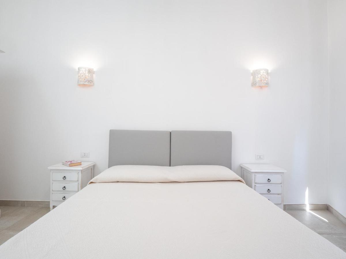 Affittacamere Solki SantʼAntìoco エクステリア 写真